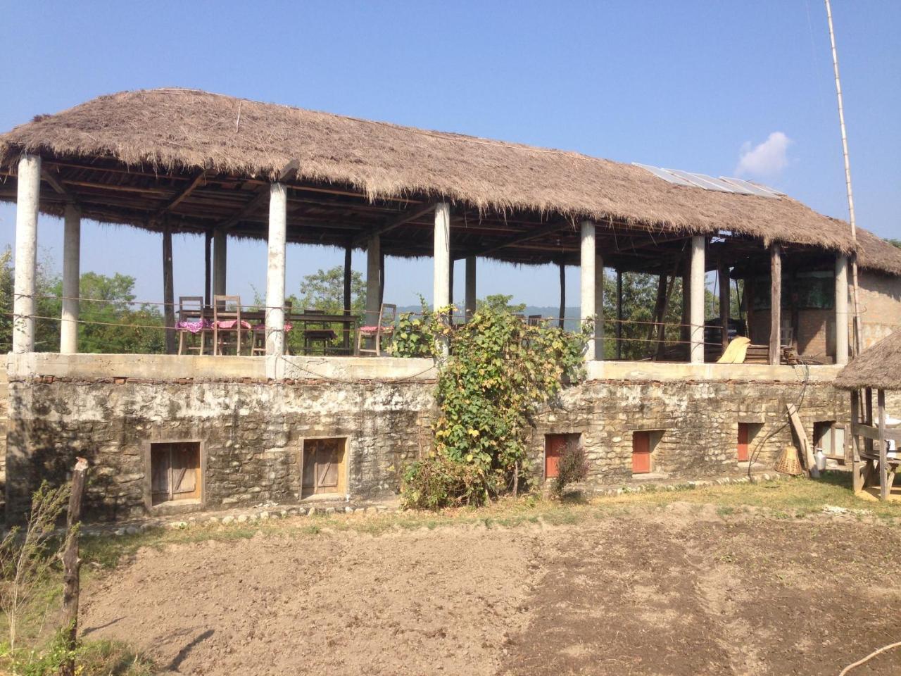 Shanta Ghar A Rustic Guesthouse Chitwan Exterior foto